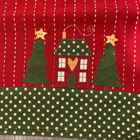 Christmas Table Runner - Picture 5 of 5